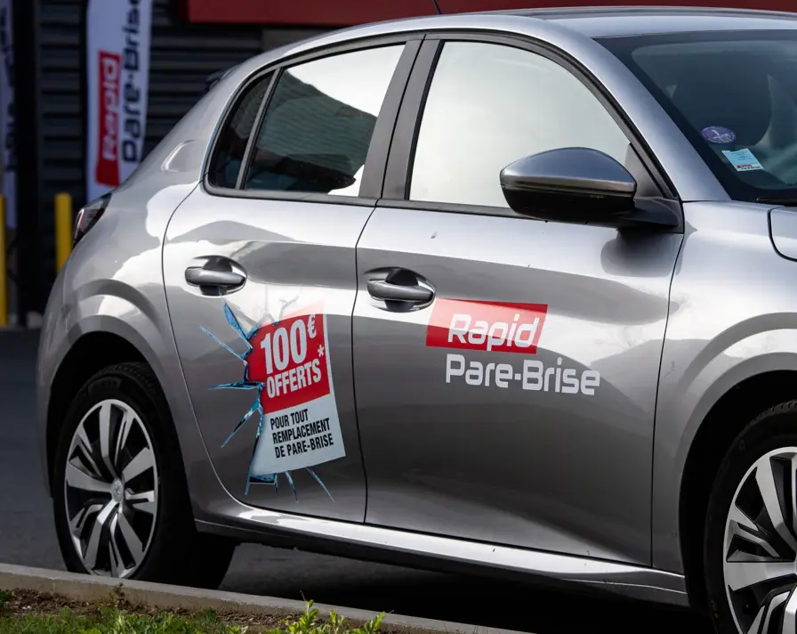 Remplacement de vitre latérale